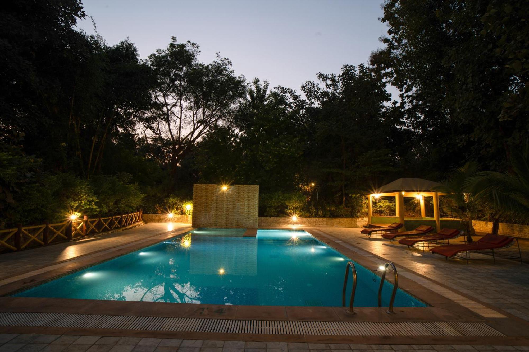 ホテル Treebo Premium Mowgli'S Den, Pench Khawāsa エクステリア 写真