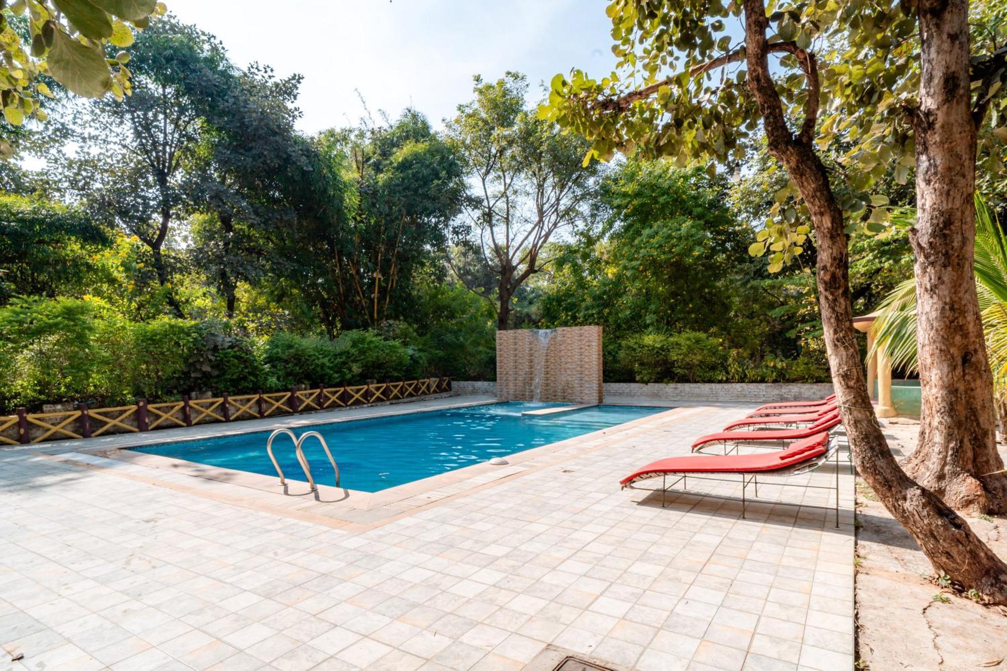 ホテル Treebo Premium Mowgli'S Den, Pench Khawāsa エクステリア 写真