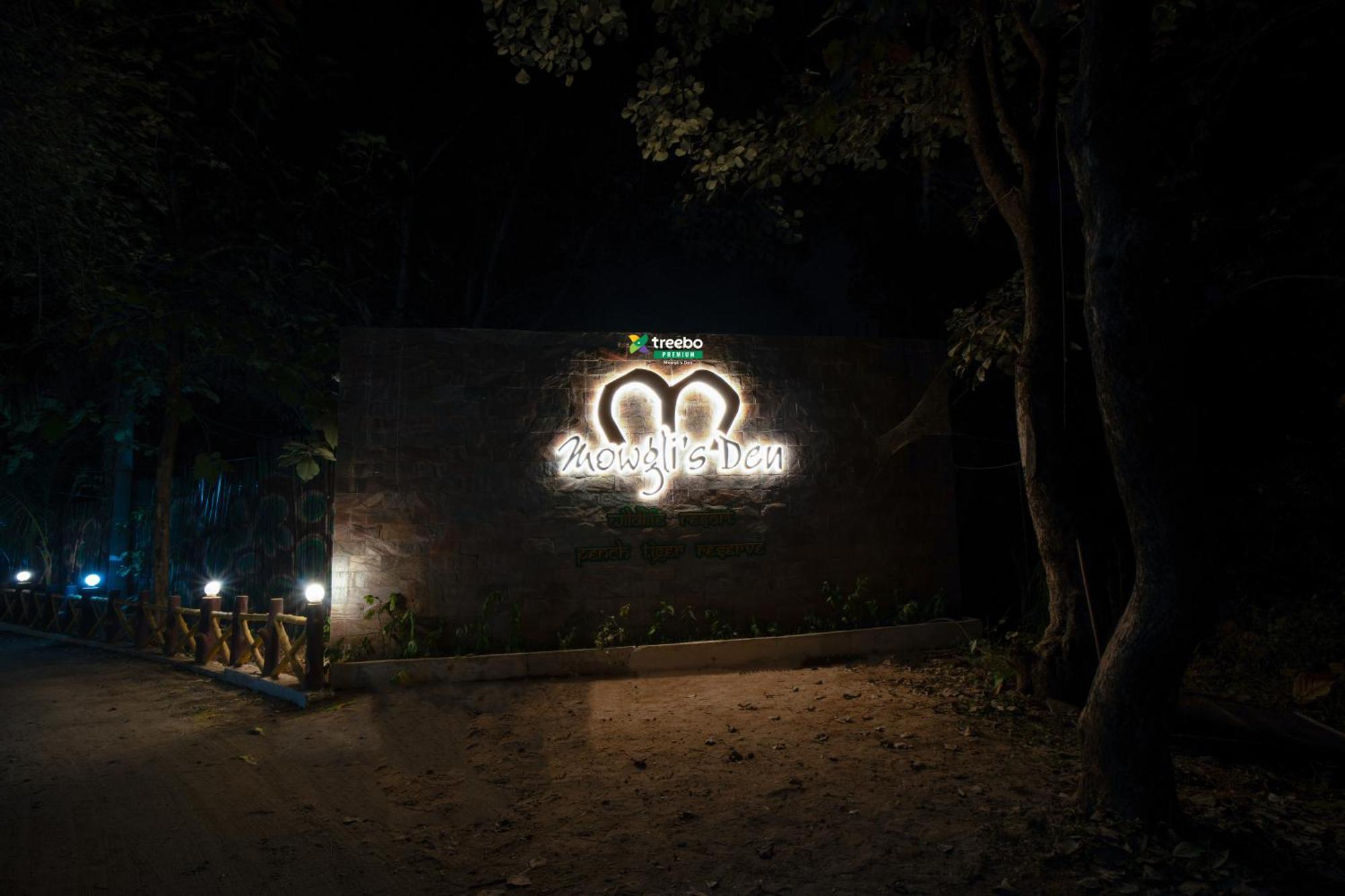 ホテル Treebo Premium Mowgli'S Den, Pench Khawāsa エクステリア 写真