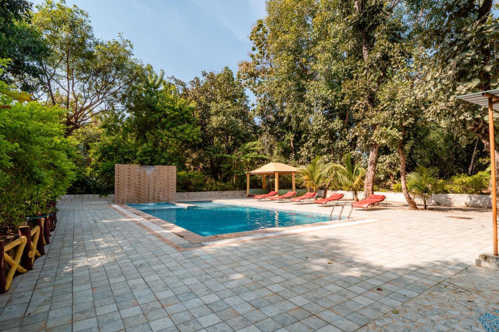 ホテル Treebo Premium Mowgli'S Den, Pench Khawāsa エクステリア 写真
