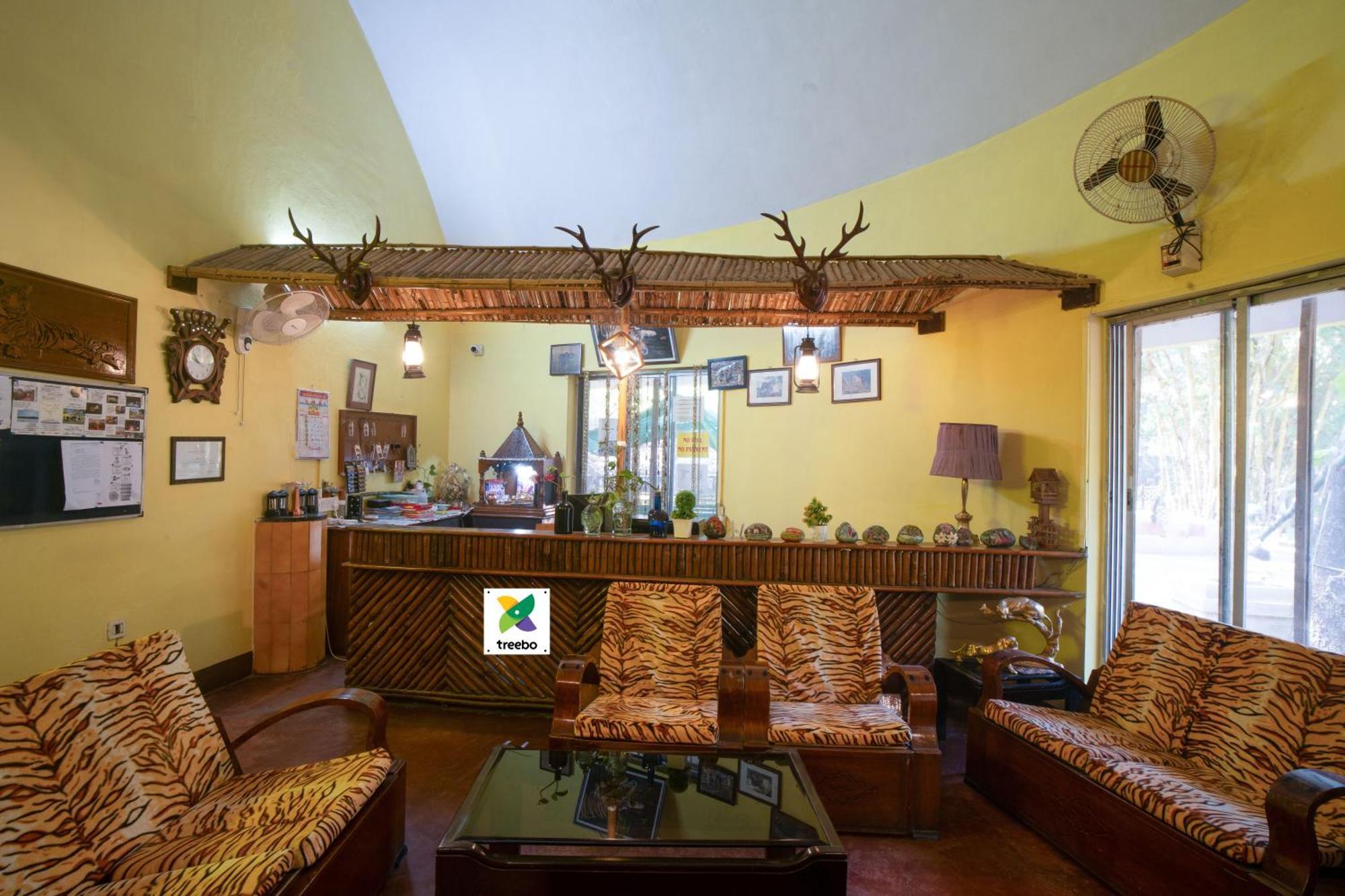 ホテル Treebo Premium Mowgli'S Den, Pench Khawāsa エクステリア 写真