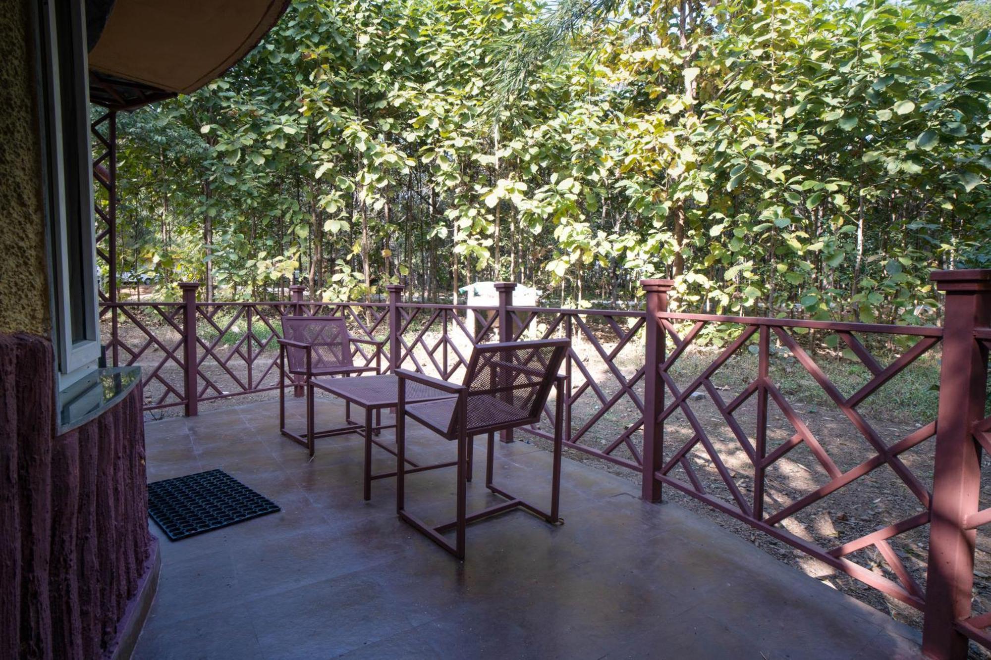 ホテル Treebo Premium Mowgli'S Den, Pench Khawāsa エクステリア 写真