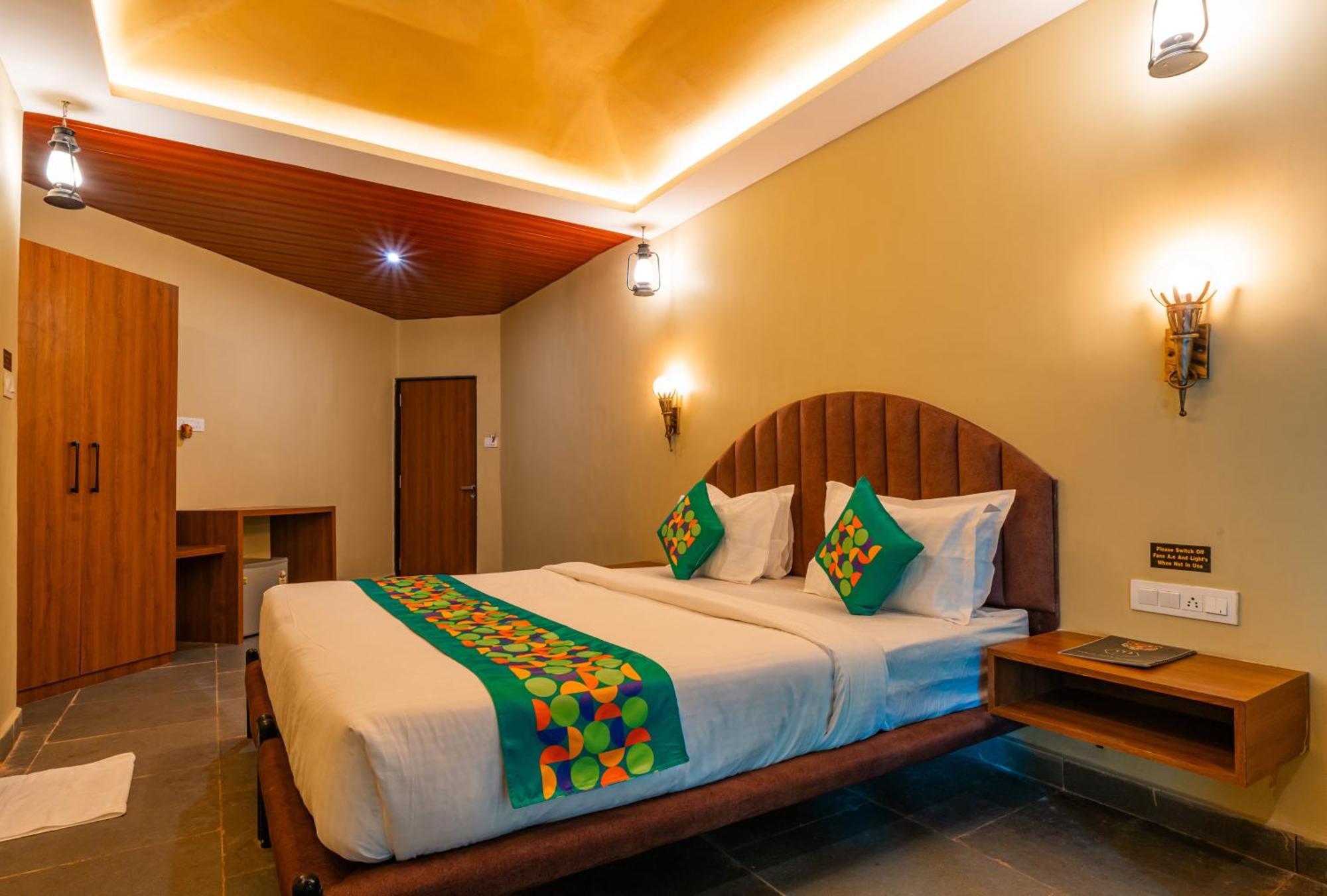 ホテル Treebo Premium Mowgli'S Den, Pench Khawāsa エクステリア 写真