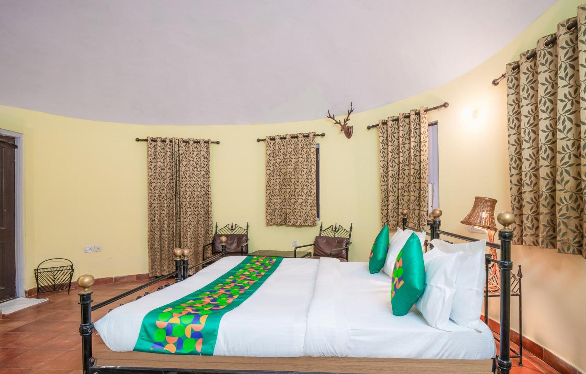 ホテル Treebo Premium Mowgli'S Den, Pench Khawāsa エクステリア 写真